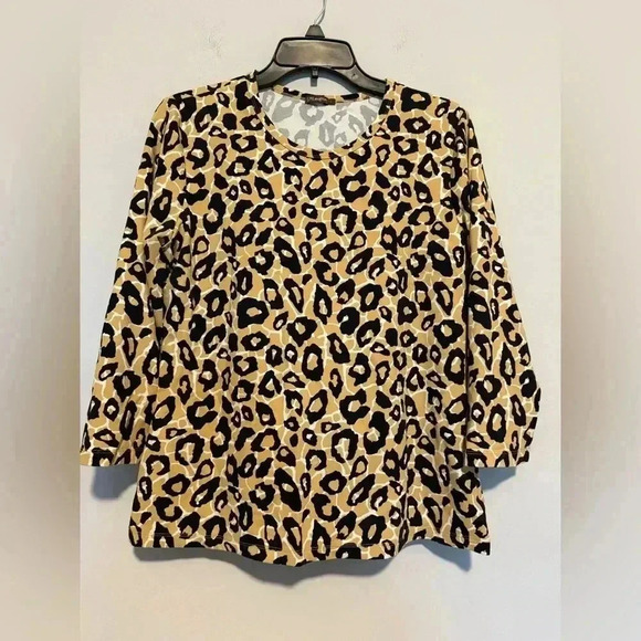 J McLaughlin Top  Womens  Leopard Print  Blouse Size L 3/4 Sleeve - Picture 1 of 5